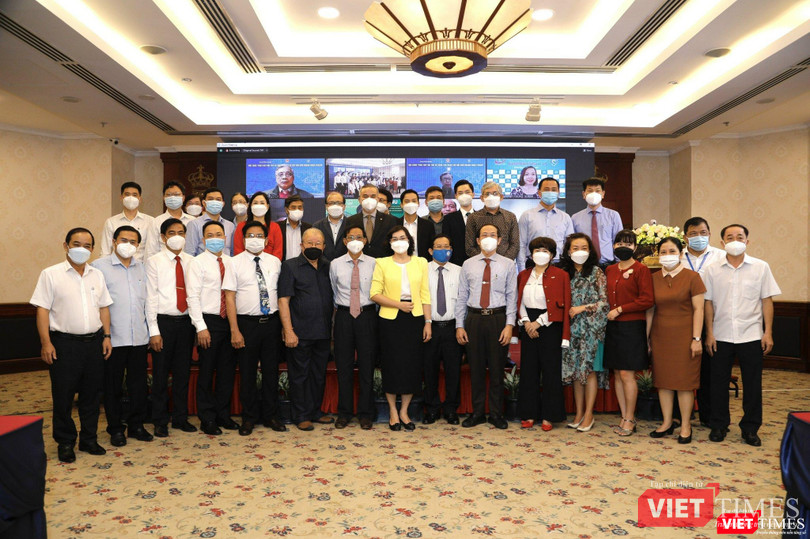 Đại biểu chụp hình lưu niệm sau Hội thảo Đại biểu chụp hình lưu niệm sau Hội thảo