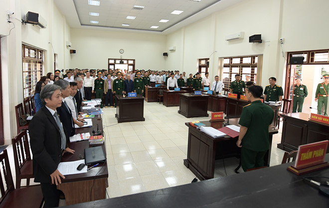 Co bang khen cong tac xa hoi, Ut 'troc' duoc xem xet mot phan khang an hinh anh 2