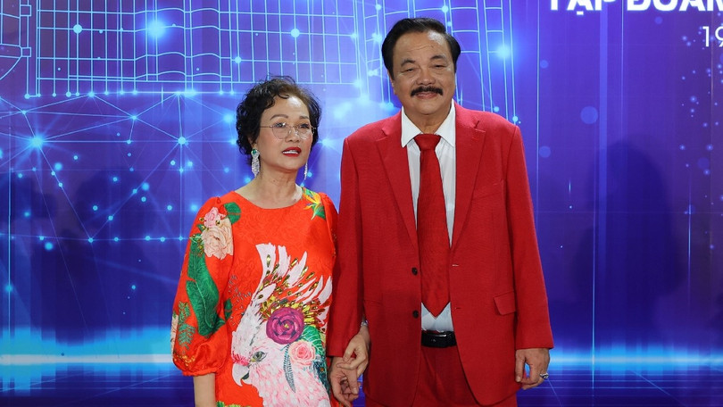 Bà Phạm Thị Nụ (trái) và ông Trần Quí Thanh tại một sự kiện của Tân Hiệp Phát