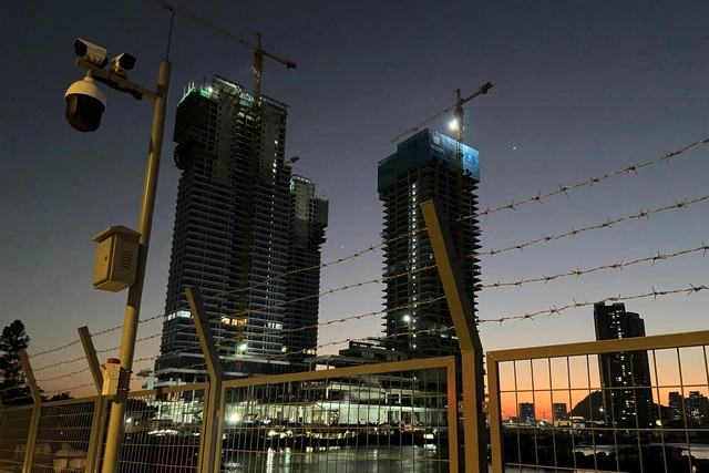 Trung Quốc cho phép cắt giảm lãi suất cho vay thế chấp đối với một số đối tượng mua nhà để hỗ trợ đà tăng trưởng cho nền kinh tế Trung Quốc cho phép cắt giảm lãi suất cho vay thế chấp đối với một số đối tượng mua nhà để hỗ trợ đà tăng trưởng cho nền kinh tế