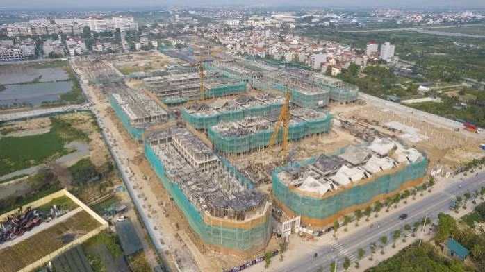 Siết tín dụng, bất động sản ‘thêm một lần đau’