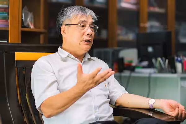 TS Trần Đình Thiên: Trong nền kinh tế chuyển đổi sang thị trường, chuyển đổi hình thái tài sản đất đai là cơ hội lớn nhất, ai tận dụng được thì sẽ giàu nhanh chóng