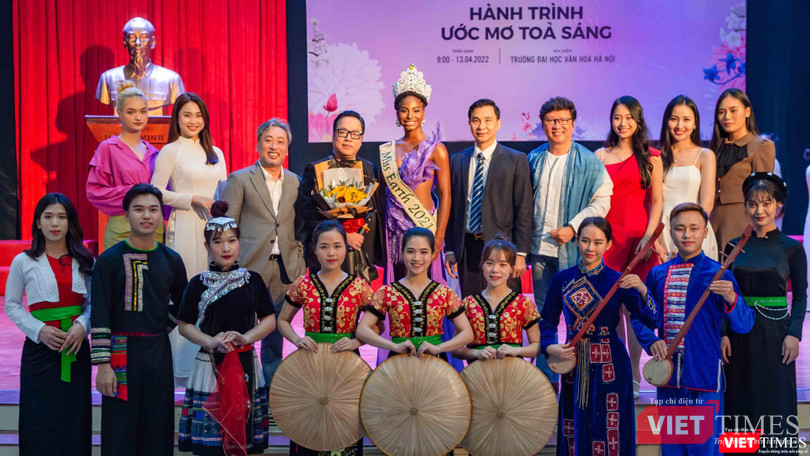 Miss Earth 2021, Hoa hậu Trái đất Destiny Wagner cùng BTC giao lưu với sinh viên nhiều tỉnh thành, vùng miền