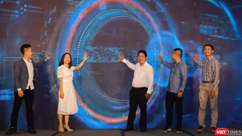 BTC chính thức nhấn nút vận hành trang web của giải chạy Bến Tre Marathon kể từ ngày 20/4/2022 