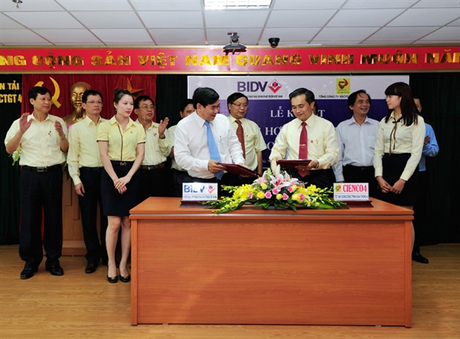 Lùm xùm tại trạm thu phí Bến Thủy: BIDV có thấy lo? ảnh 2