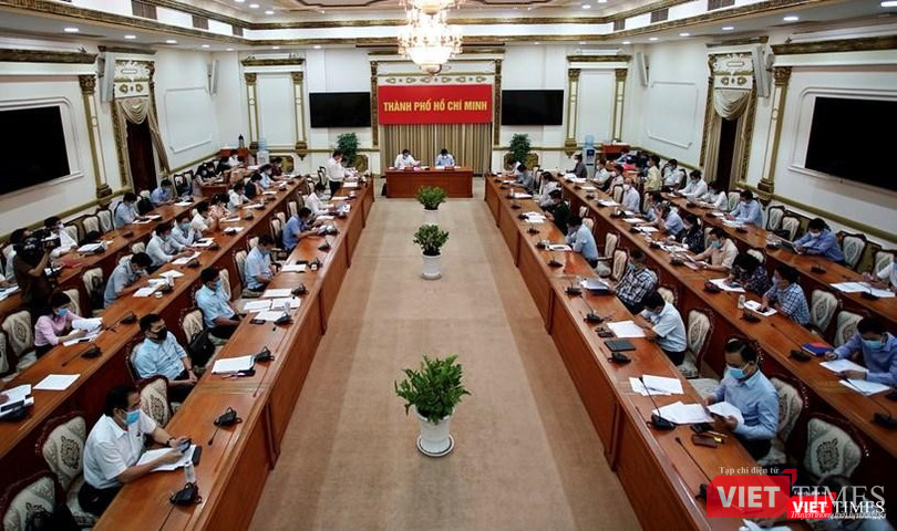 UBND TP.HCM họp khẩn vì tình hình phòng, chống dịch COVID-19