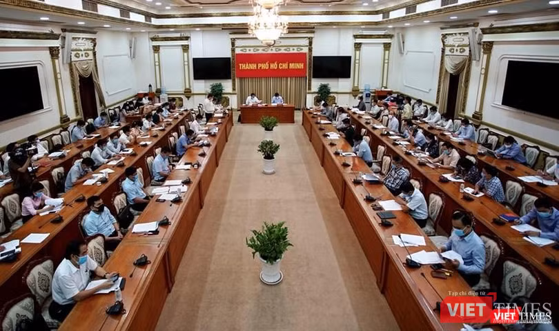 UBND TP.HCM họp khẩn vì tình hình phòng, chống dịch COVID-19 UBND TP.HCM họp khẩn vì tình hình phòng, chống dịch COVID-19