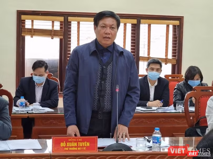 Thứ trưởng Bộ Y tế Đỗ Xuân Tuyên tại buổi làm việc với Bắc Giang (Ảnh: BYT)