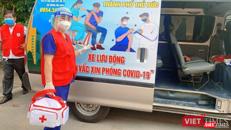 Xe lưu động tiêm vaccine COVID-19 tại TP Thủ Đức