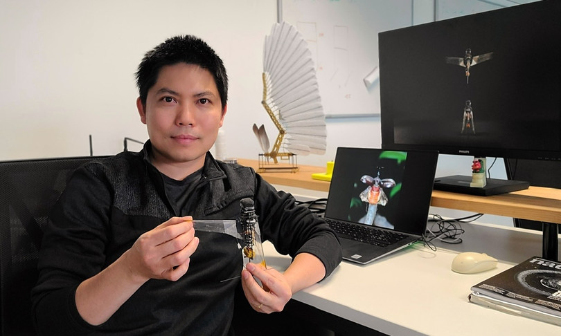 TS lam robot con trung.jpg