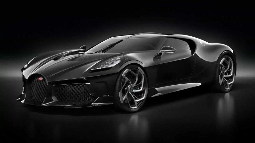 3. Bugatti La Voiture Noire: 13,4 triệu USD. (khoảng 341 tỉ đồng). Bugatti La Voiture Noire được trang bị động cơ W16 tăng áp kép, dung tích 8.0 lít, mô-men xoắn cực đại 1.599Nm. Siêu xe này mất 2,4 giây để để tăng tốc từ 0-96,6 km/h.