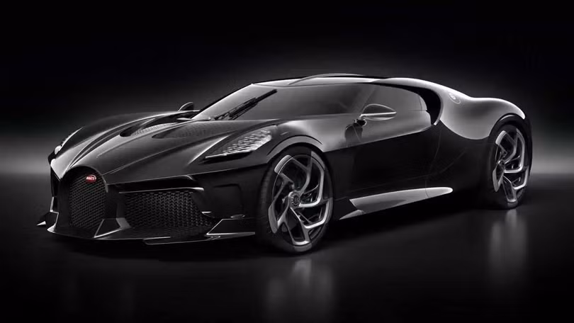 3. Bugatti La Voiture Noire: 13,4 triệu USD. (khoảng 341 tỉ đồng). Bugatti La Voiture Noire được trang bị động cơ W16 tăng áp kép, dung tích 8.0 lít, mô-men xoắn cực đại 1.599Nm. Siêu xe này mất 2,4 giây để để tăng tốc từ 0-96,6 km/h.