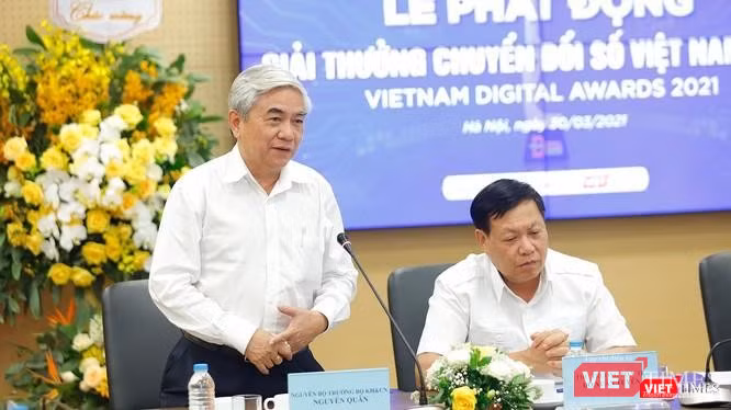 Chuyển đổi số tạo thế cân bằng với “cá mập” toàn cầu ảnh 1