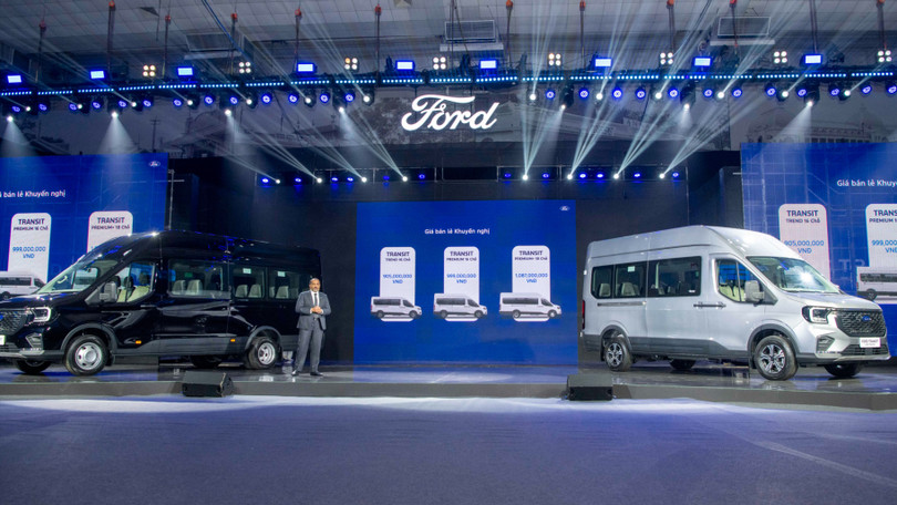 Ford_Transit_hoantoanmoi_56.JPG
