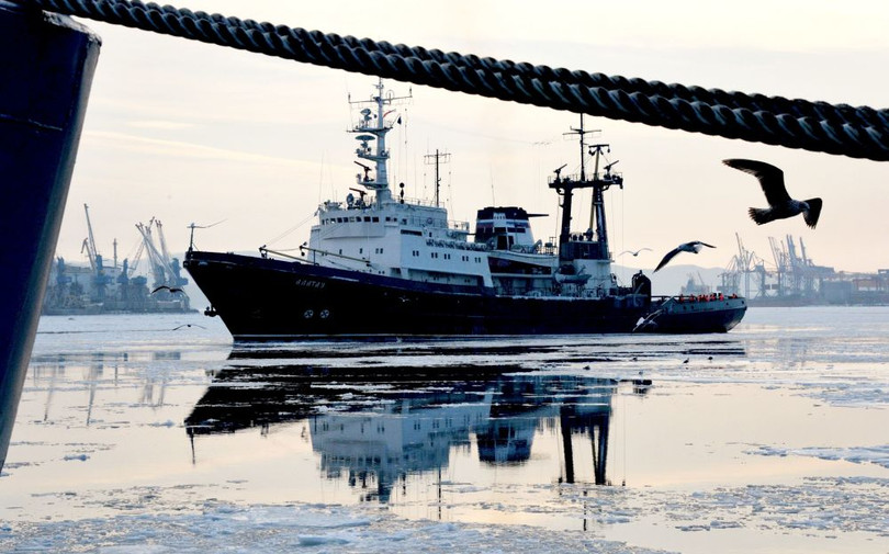 Nghi lễ trọng thể chào mừng đội tàu của Hạm đội Thái Bình Dương tại Vladivostok.