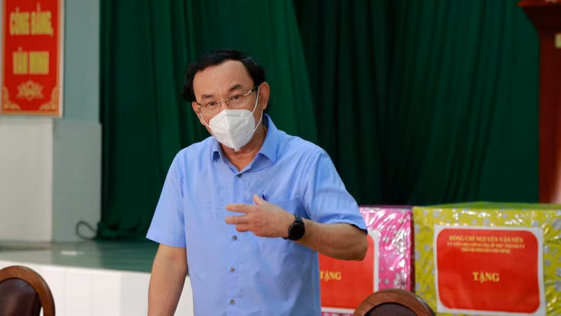 Bí thư Thành ủy TP.HCM Nguyễn Văn Nên khẳng định, tất cả những thầy thuốc đến đây để giúp TP.HCM đều là ân nhân 