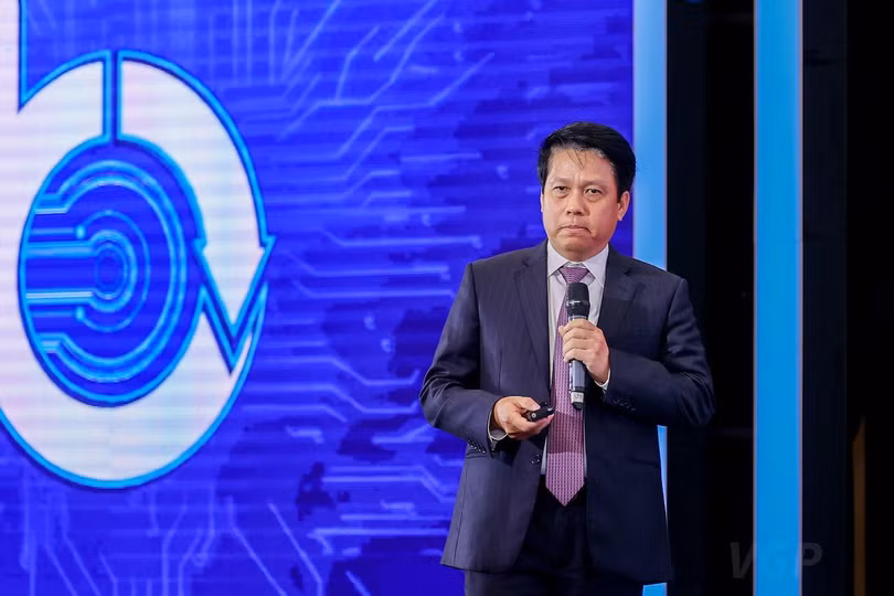 Phó Thống đốc NHNN Phạm Tiến Dũng đề nghị các ngân hàng quan tâm đầu tư hơn nữa an ninh an toàn trong chuyển đổi số - Ảnh:VGP/Nhật Bắc