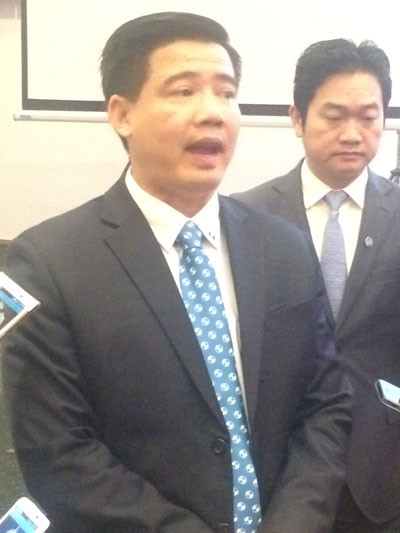 2 nhóm cổ đông lớn “tọa sơn quan...”, ĐHCĐ Eximbank “vỡ trận“ ảnh 3