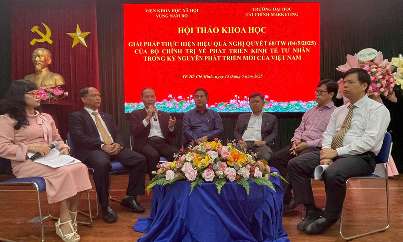 Toa dam kinh te tu nhan.jpg