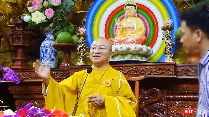 Thượng tọa Thích Nhật Từ - trụ trì chùa Giác Ngộ, quận 5 (TP.HCM)