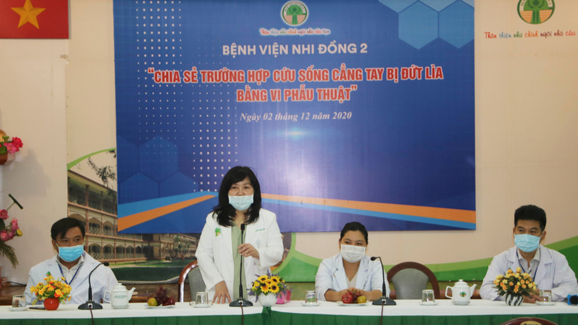 BS.CKII Lê Thị Minh Hồng, Phó giám đốc BV Nhi Đồng 2 phát biểu tại buổi họp báo sáng 2/12 - Ảnh: Hải Linh