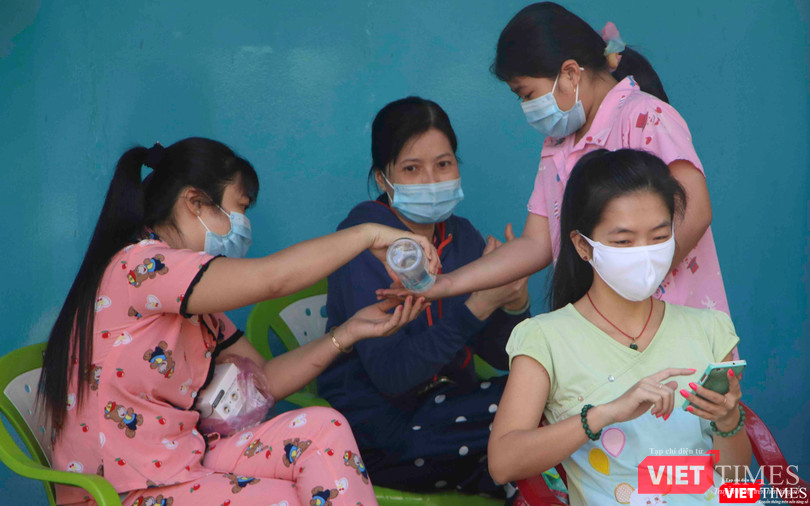 Rửa tay sát khuẩn thường xuyên Rửa tay sát khuẩn thường xuyên