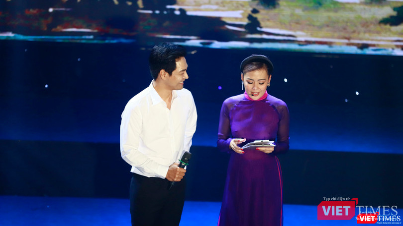 MC Phan Anh & MC Việt Hà MC Phan Anh & MC Việt Hà