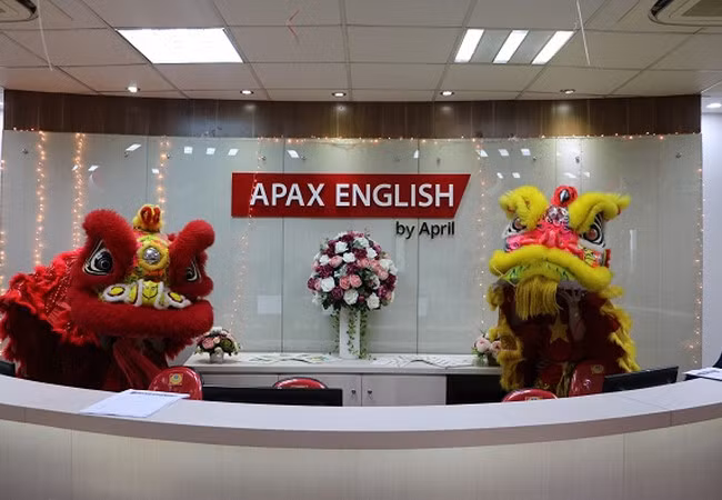 Chưa cần đấu giá cổ phiếu, Apax Holdings đã thâu tóm xong Apax English. (Ảnh: Internet)