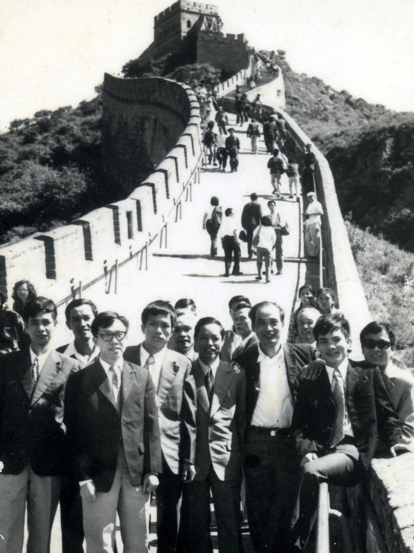 Đoàn đám phán bình thường hóa quan hệ với Trung Quốc thăm Vạn Lý Trường Thành. Copyright Nguyễn Văn Vinh.