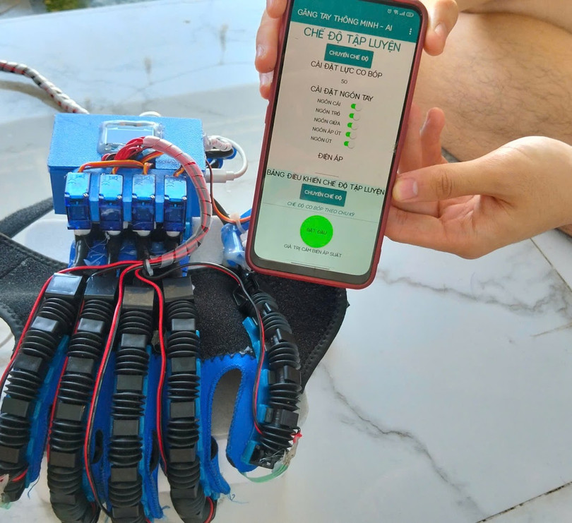 Gang tay vat ly tri lieu.jpg