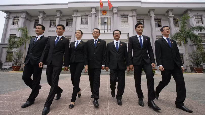 Cảnh phim "Dặm đường công lý" về nghề thẩm phán 