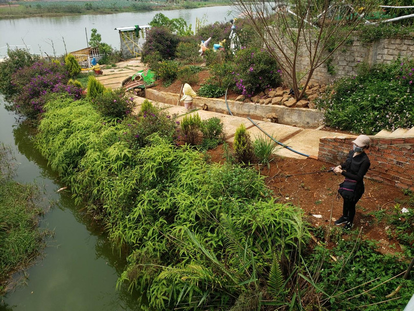 Cô nói rằng cô là bạn gái một cần thủ ở Nam Ban, đợi lúc người yêu dừng câu và đi nhậu, cô tranh thủ tập câu. Hy vọng rằng ở kỳ thi câu năm sau, cô sẽ là thành viên thứ 4001, nếu câu nói của Chủ tịch Hội Cần thủ là chính xác 4000.