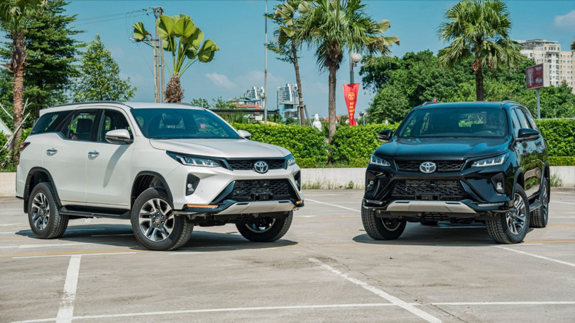 xe_toyota_fortuner_legender_1.jpg