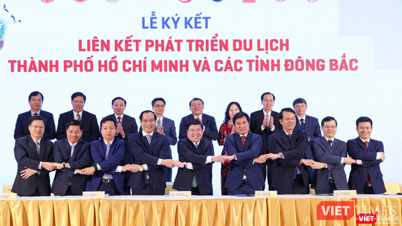 Lễ ký kết hợp tác phát triển du lịch TP.HCM và các tỉnh Đông Bắc (Ảnh: SDL) Lễ ký kết hợp tác phát triển du lịch TP.HCM và các tỉnh Đông Bắc (Ảnh: SDL)