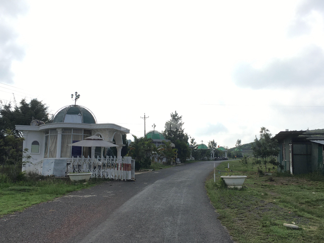 Theo thông tin từ huyện Đức Trọng, tại dự án này của Cty Sài Gòn - Đại Ninh đã để rừng bị phá lên đến hơn 257ha và trên 111ha đất rừng bị lấn chiếm. Năm 2017, Sở Tài chính có quyết định yêu cầu công ty bồi thường giá trị thiệt hại về tài nguyên rừng tổng cộng 6,66 tỉ đồng, nhưng đến giữa năm 2020, DN này mới nộp 1,67 tỉ đồng.