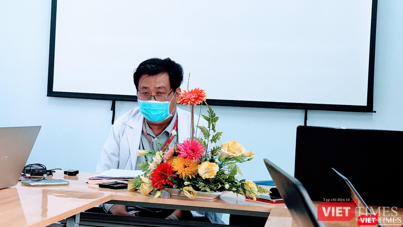 Bác sĩ Đinh Tấn Phương cho biết, rất hiếm có trường hợp bệnh lý dẫn tới ca đột tử tương tự như bệnh nhi này (Ảnh: Hoà Bình)