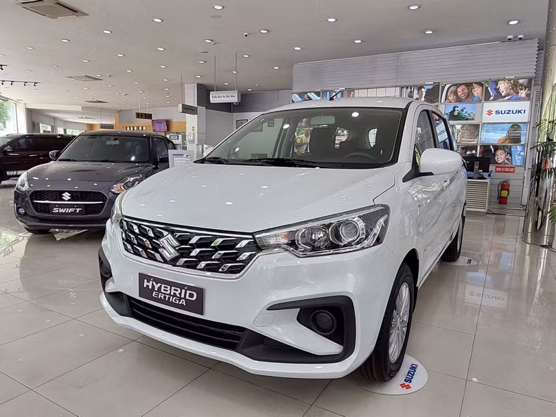 Với 500 triệu đồng, nên chọn xe nào chạy dịch vụ?