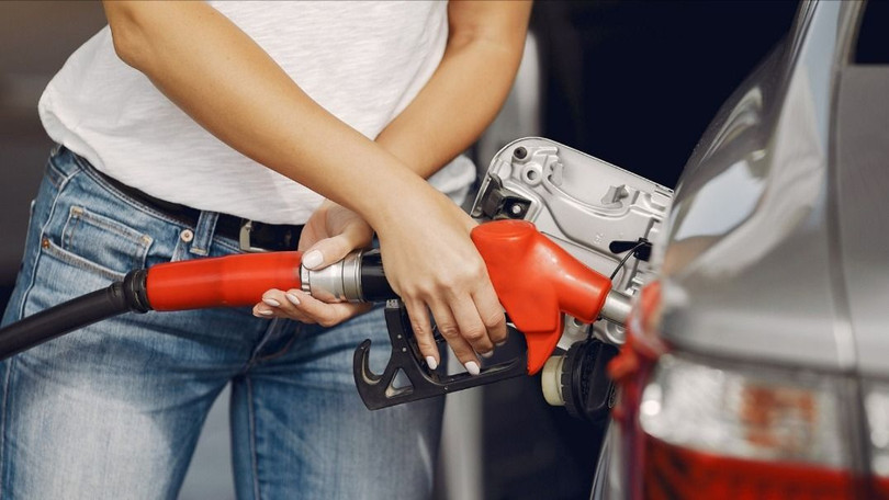 Mẫu ô tô Hybrid nào đang tiết kiệm nhiên liệu nhất?