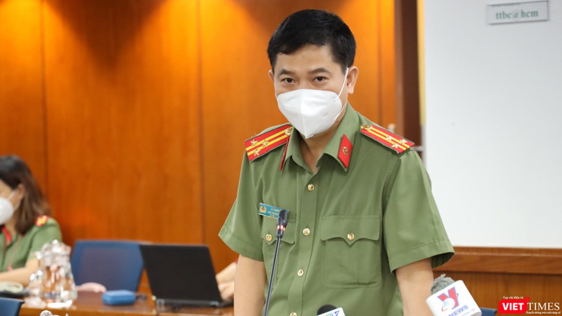 Thượng tá Lê Mạnh Hà – Phó trưởng Phòng Tham mưu, Công an TP.HCM cho biết, quét mã QR của Bộ Công An đã phát hiện 30 F0 đang di chuyển trên đường 