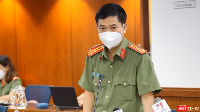 Thượng tá Lê Mạnh Hà – Phó trưởng Phòng Tham mưu, Công an TP.HCM cho biết, quét mã QR của Bộ Công An đã phát hiện 30 F0 đang di chuyển trên đường 