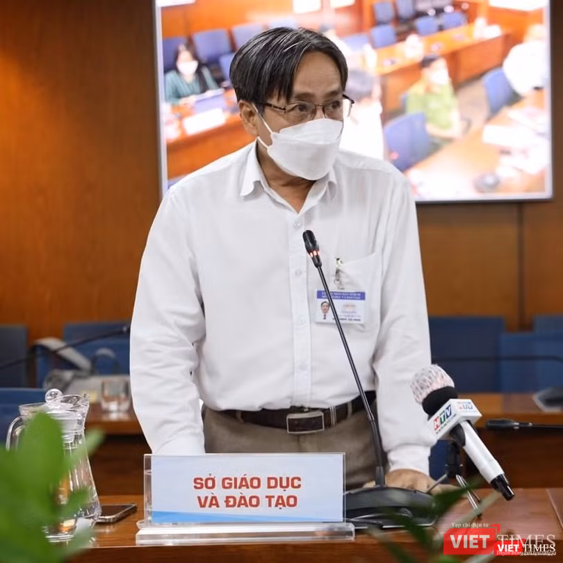 Ông Lê Duy Tân, Trưởng phòng Giáo dục Trung học, Sở Giáo dục và Đào tạo TP đánh giá, việc tổ chức dạy học trực tiếp trở lại có nhiều tín hiệu khả quan. Ảnh: Thiện Hợp.