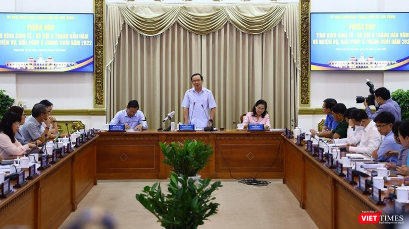 Bí thư thành ủy TP.HCM Nguyễn Văn Nên phát biểu tại cuộc họp