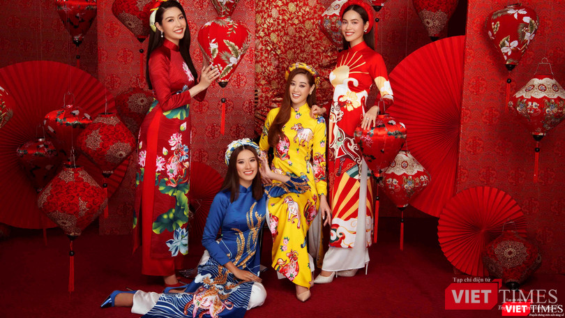 Hoa hậu Khánh Vân, Á hậu Hoàng My, Á hậu Kim Duyên, Á hậu Thuý Vân khoe thanh xuân trong bộ ảnh Tết Hoa hậu Khánh Vân, Á hậu Hoàng My, Á hậu Kim Duyên, Á hậu Thuý Vân khoe thanh xuân trong bộ ảnh Tết