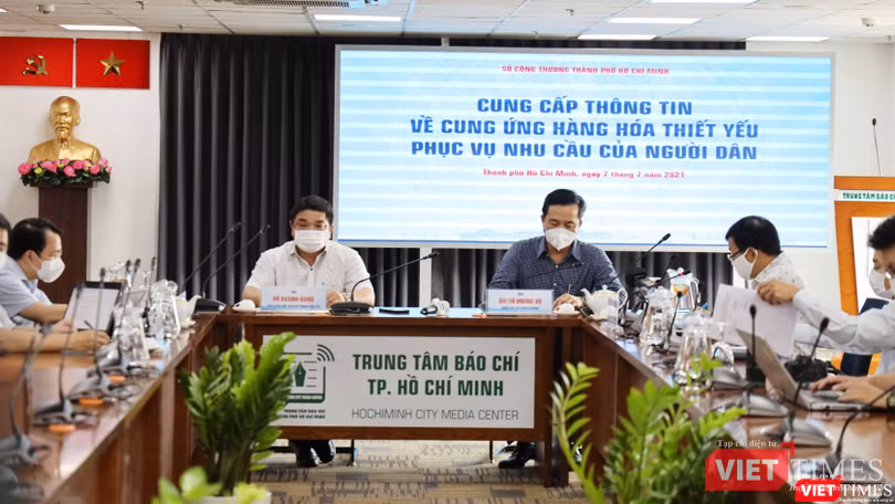 Toàn cảnh họp báo. Ảnh: Huyền Mai