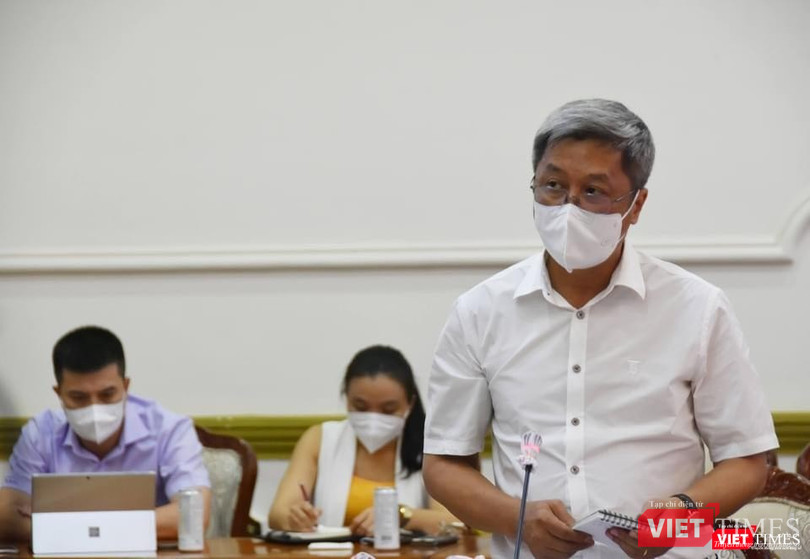 Thứ trưởng Bộ Y tế Nguyễn Trường Sơn phát biểu - Ảnh: Khôi Nguyễn