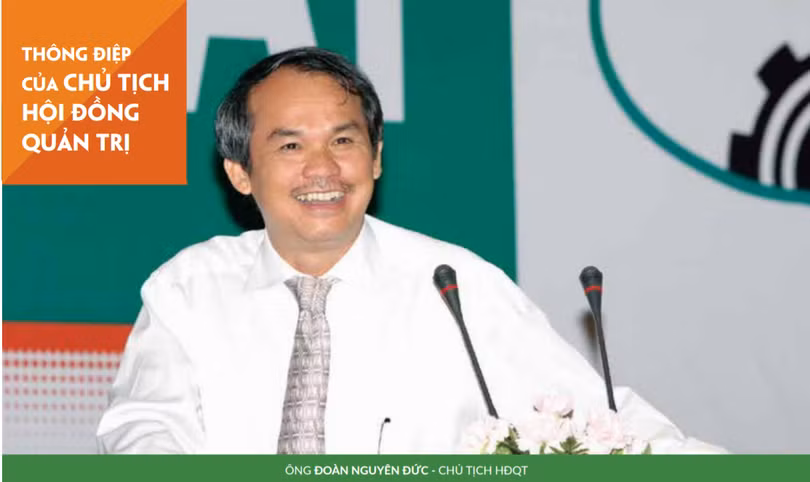 Giữa bộn bề khó khăn, ông Đức vẫn giữ vững niềm tin và nụ cười. (Ảnh: Cắt từ Báo cáo của HNG).