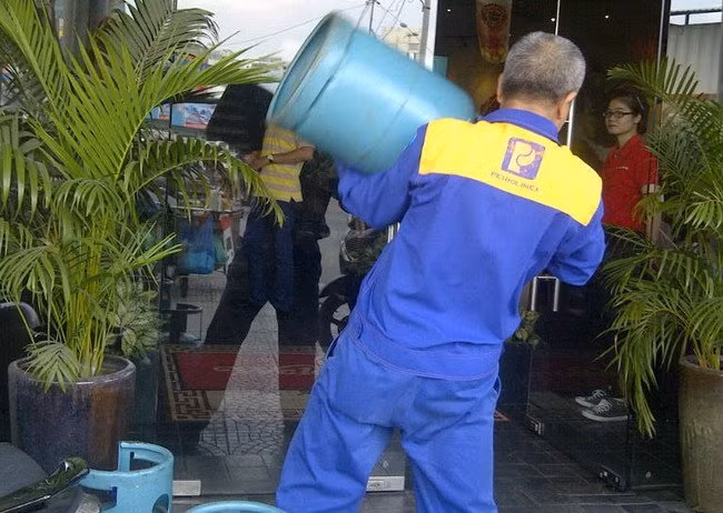 Muốn kinh doanh gas phải có 100.000 bình. Ảnh TL.
