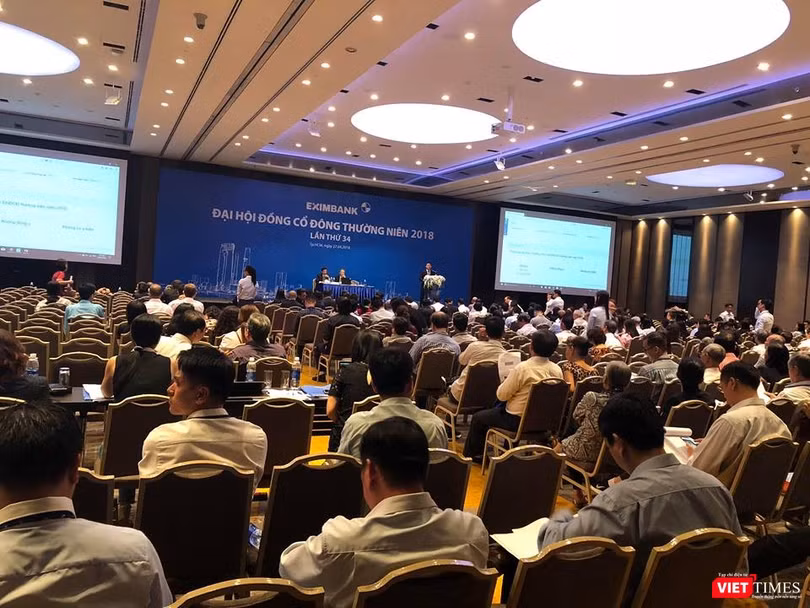 ĐHĐCĐ Eximbank: 3 ứng viên xin rút vào phút chót, cựu CEO Nam A Bank Lương Thị Cẩm Tú "một mình một ngựa". (Ảnh: P.H)