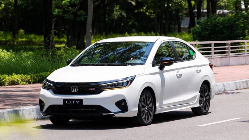 honda City trăng 2023.jpg