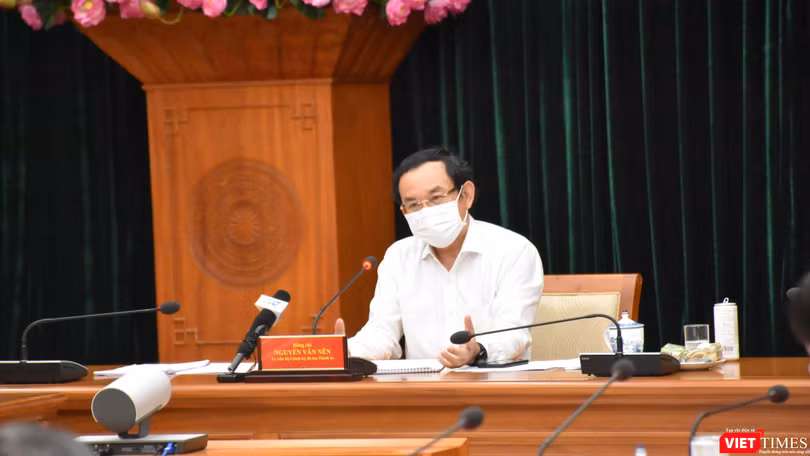 Bí thư Thành uỷ TP.HCM Nguyễn Văn Nên lưu ý về test nhanh kháng nguyên - Ảnh: TTBC